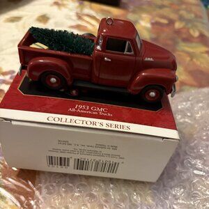 Hallmark Keepsake Ornament 1953 GMC Truck Collector's Series